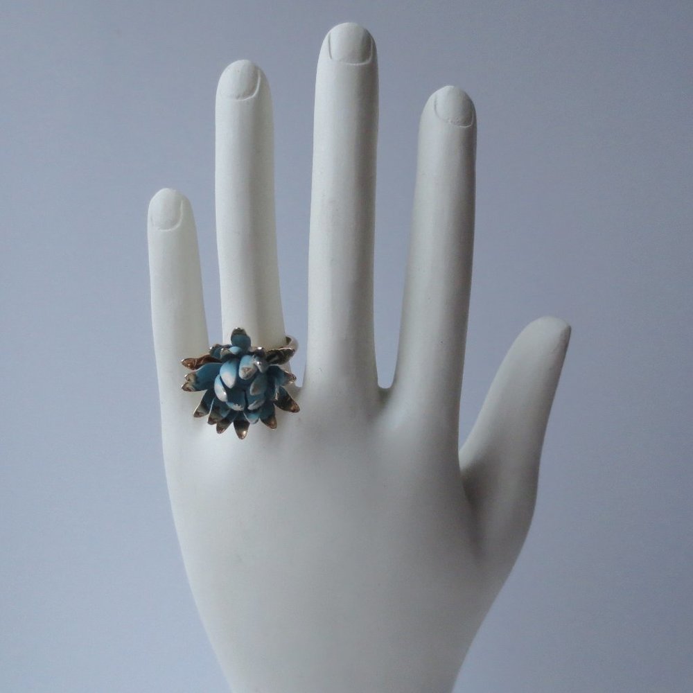 Vintage Adjustable Gold Turquoise Blue and White Adjustable Ring